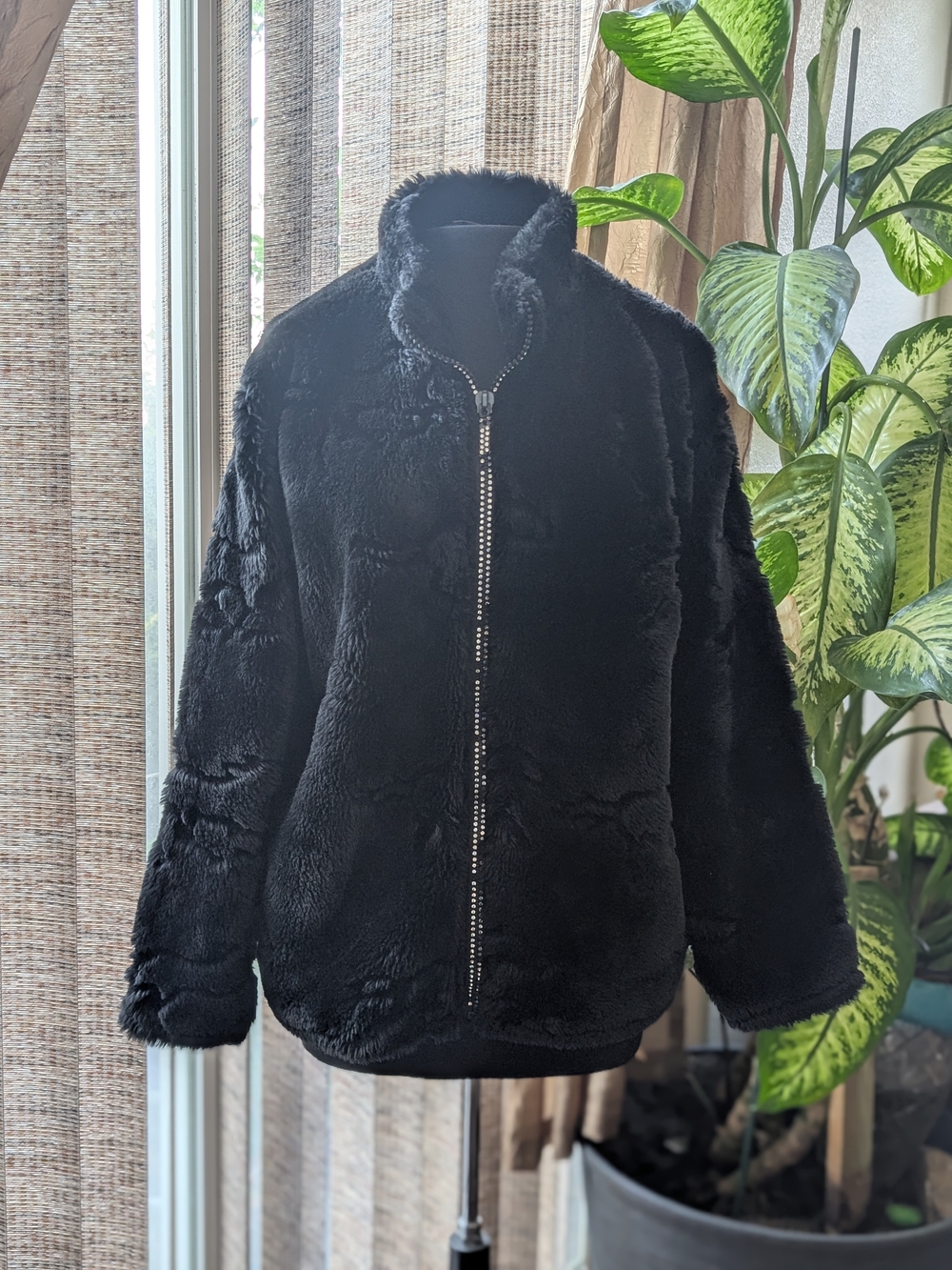 Black Mountain Outdoor Vintage Fur Jacket Black Horse Print Full Zip Large